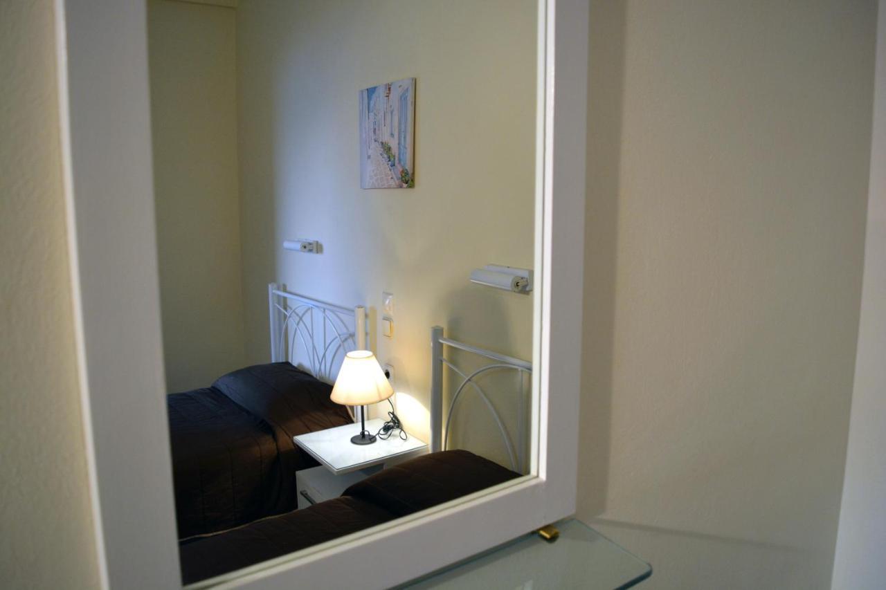 Papadatos Apts With Amazing View - 5Mins From The Beach Kontogialos Exteriér fotografie