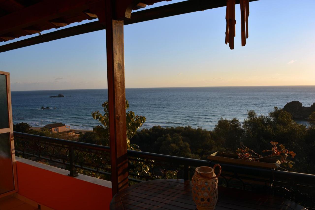 Papadatos Apts With Amazing View - 5Mins From The Beach Kontogialos Exteriér fotografie