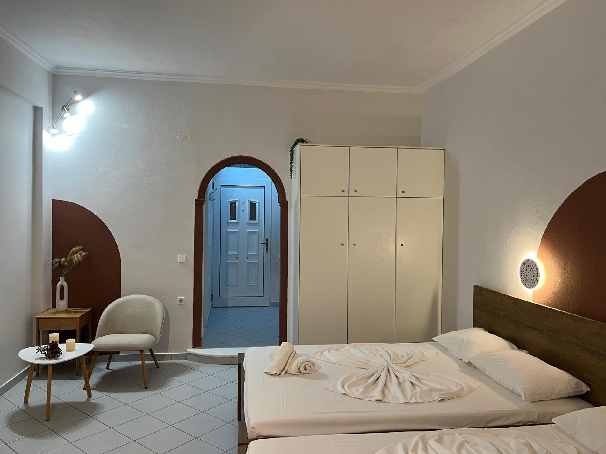 Papadatos Apts With Amazing View - 5Mins From The Beach Kontogialos Exteriér fotografie